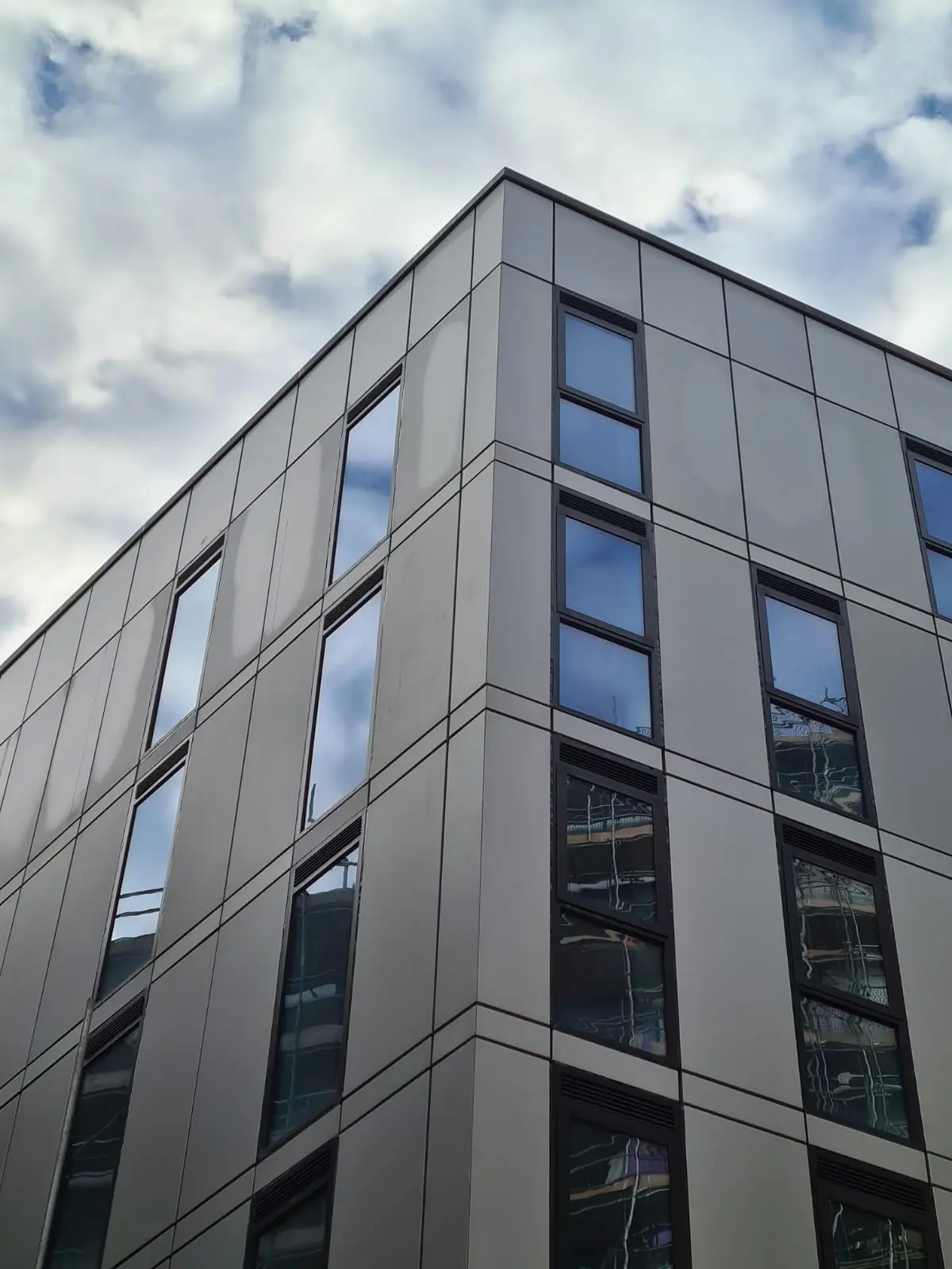 iFixWindows kelaty-2020-11-06-at-10.51.01-5 Commercial Projects  